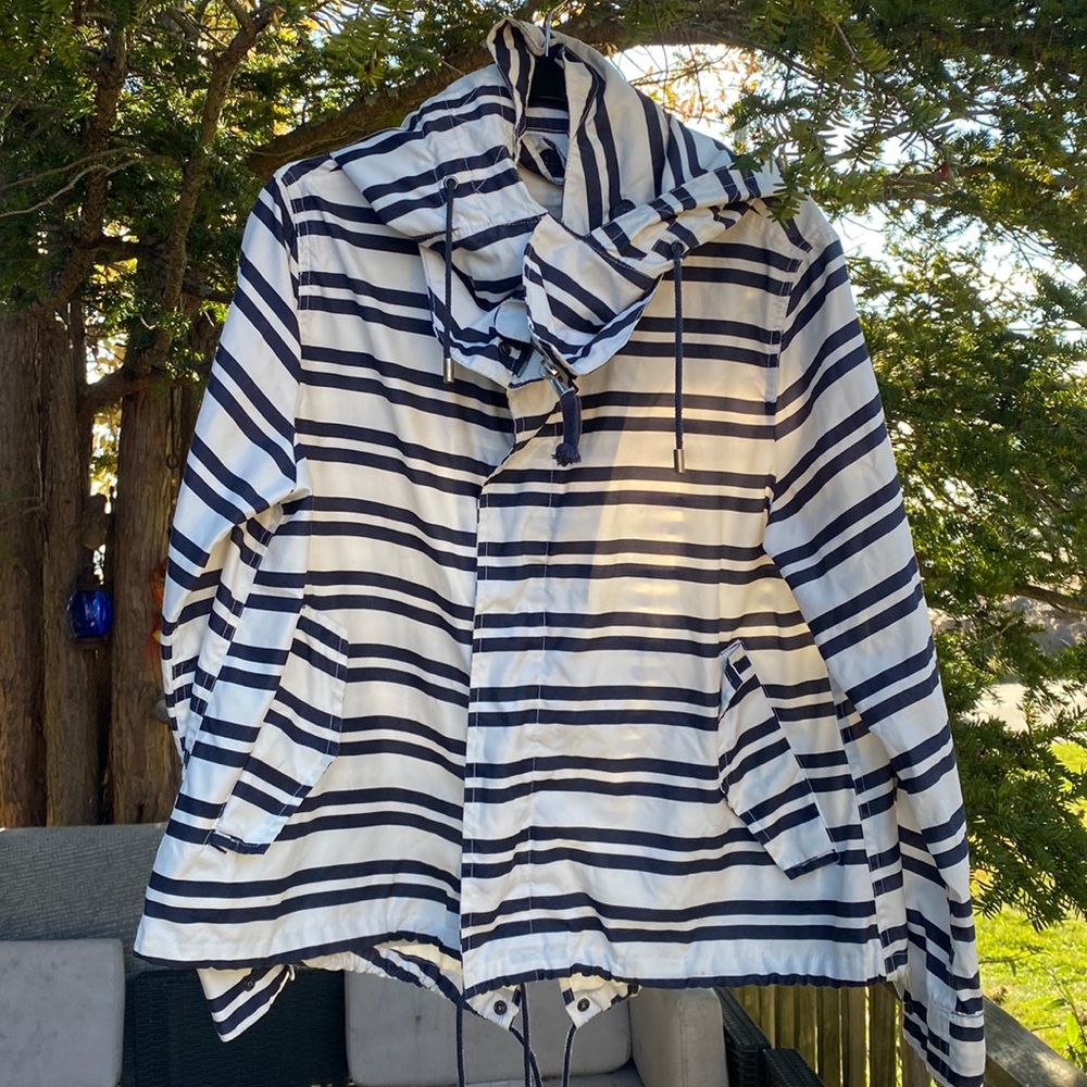 Zara hooded jacket XL lightweight